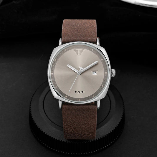 Men’s Minimalist Leather Quartz Watch – Casual Sports Style with Calendar