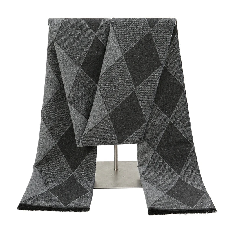 Elegant Men’s Cashmere Scarf – Thick & Cozy for Winter